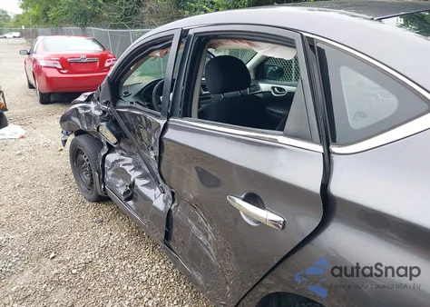 2014 Nissan Sentra Sv z USA, uszkodzony, nr VIN 3N1AB7AP2EY293953